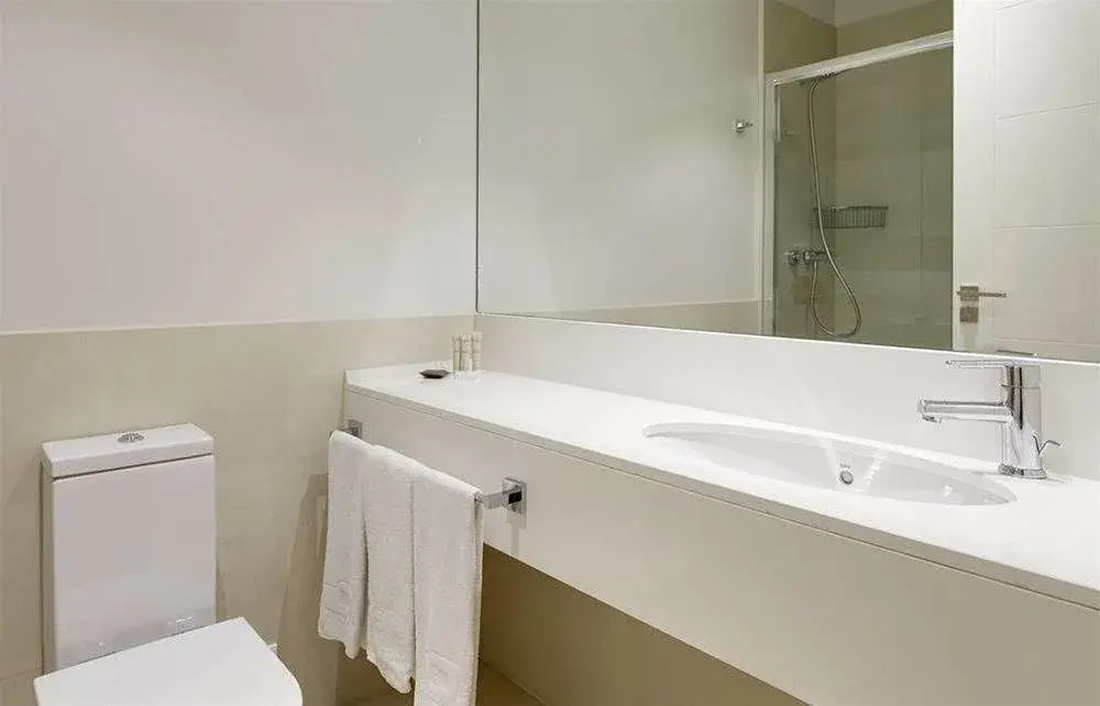 Amara Astoria - Luxury Apartments