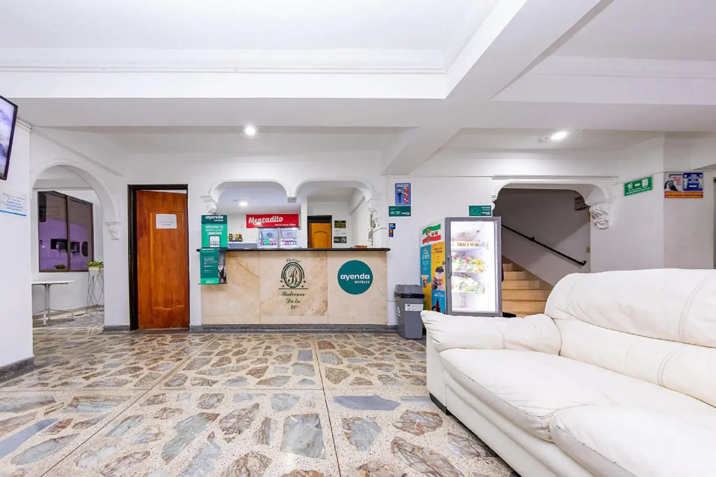 Hotel Balcones de la 70