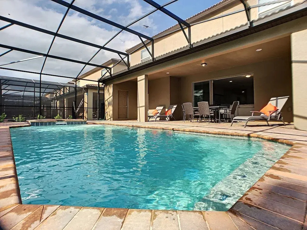 Lima Getaway by Florida Spirit