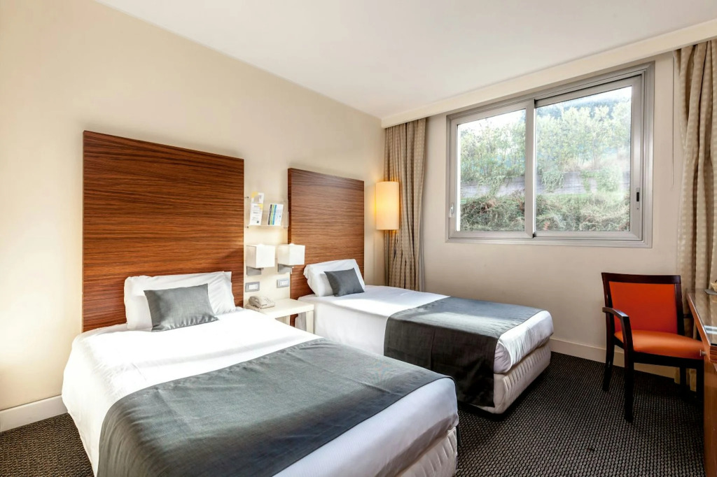 La Meridiana Bleisure Hotel
