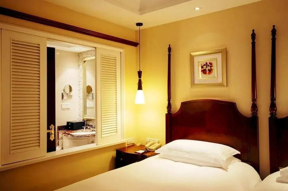 Friendship Hotel
