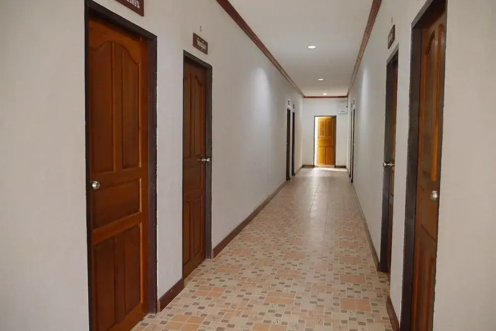 นาหินลาดรีสอร์ท Nahinlad Resort