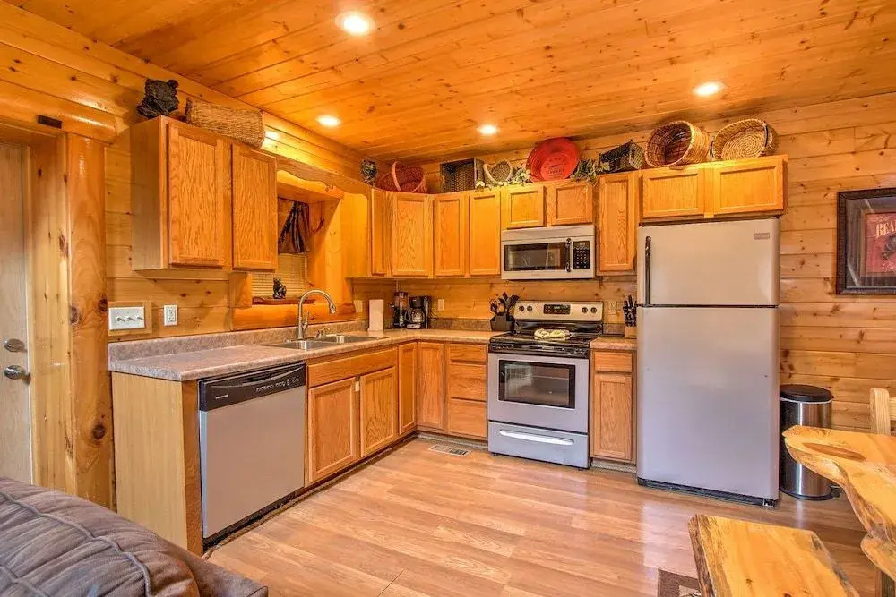 Above The Rest 3 Bedrooms 3 Bathrooms Cabin