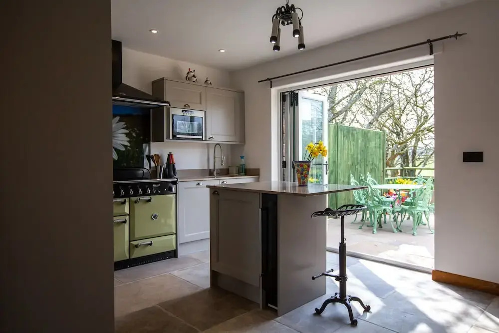 Luxury Cottage With hot tub in the Forest of Dean