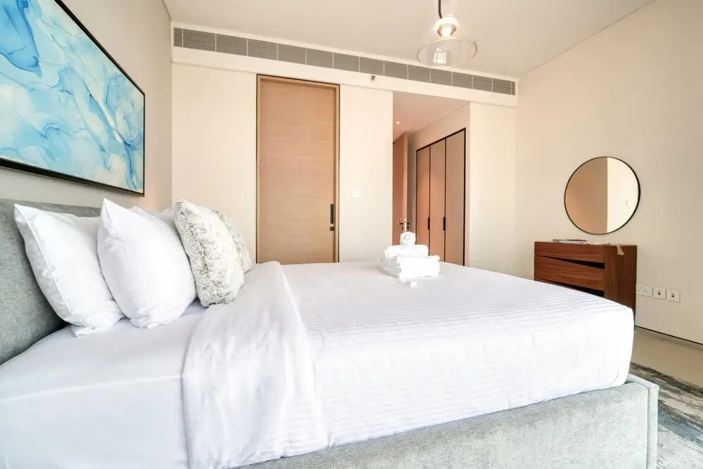 Serene Beachfront Ain Dubai View at Address JBR