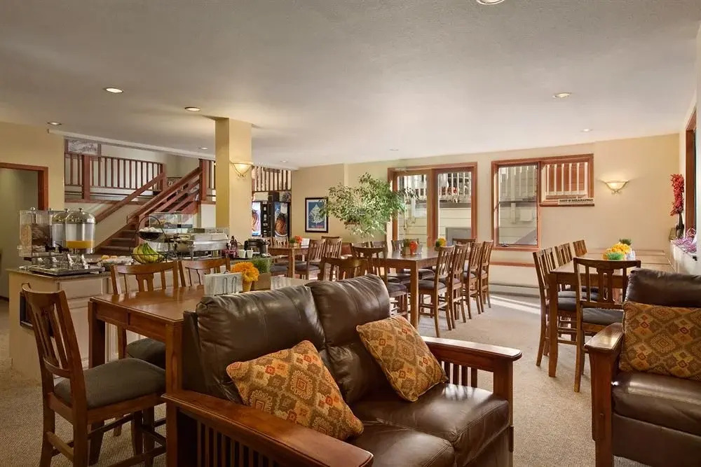 Mountain House Lodge