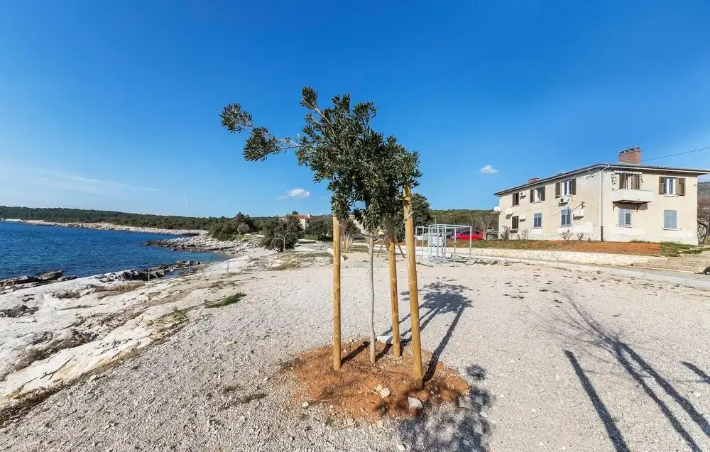 Awesome Apartment in Koromacno With 2 Bedrooms and Wifi