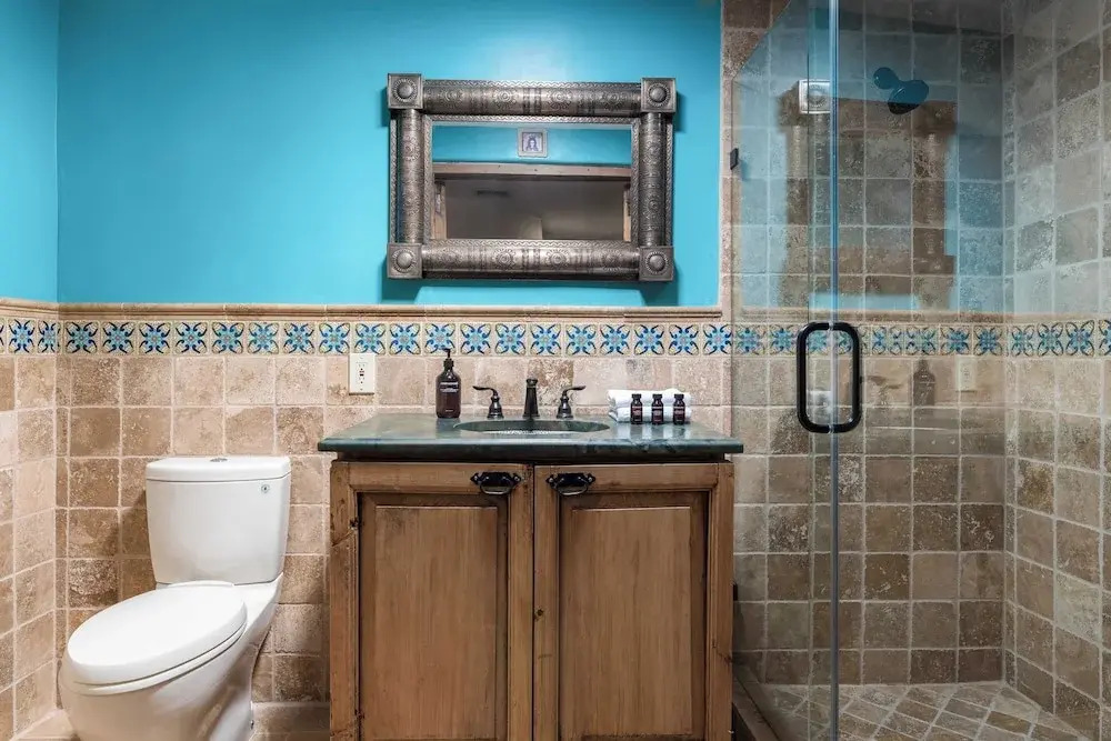 Charming 5bdr Hacienda w/ Pool, Fire Pit, Billiards La Casona by Avantstay