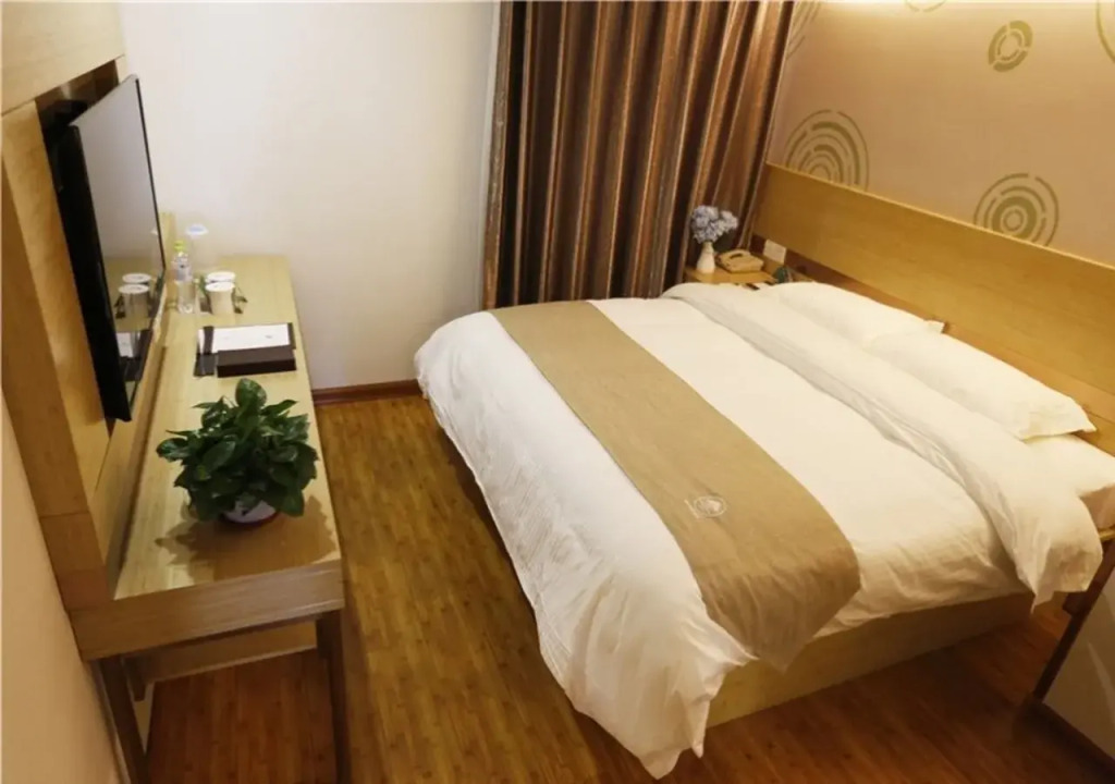 GreenTree Inn Beijing Chaoyang District Maquanying Subway Station Express Hotel