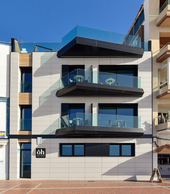 OH Suites Paseo de las Canteras 58