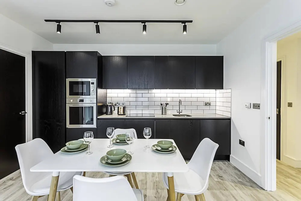 Icon Tower Flat IV