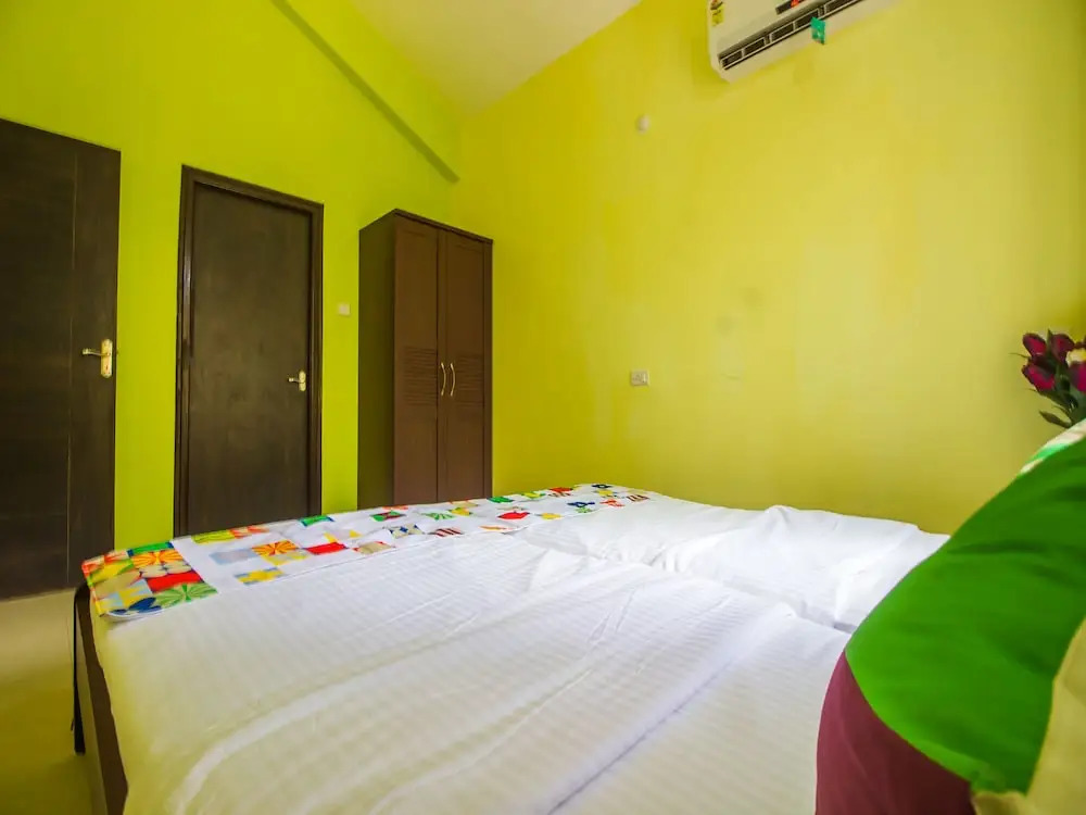 OYO 18864 Home Pool View 3BHK Villa Sangolda