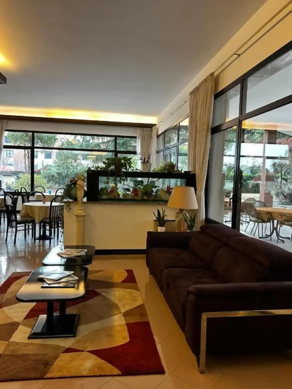 Hotel Reys