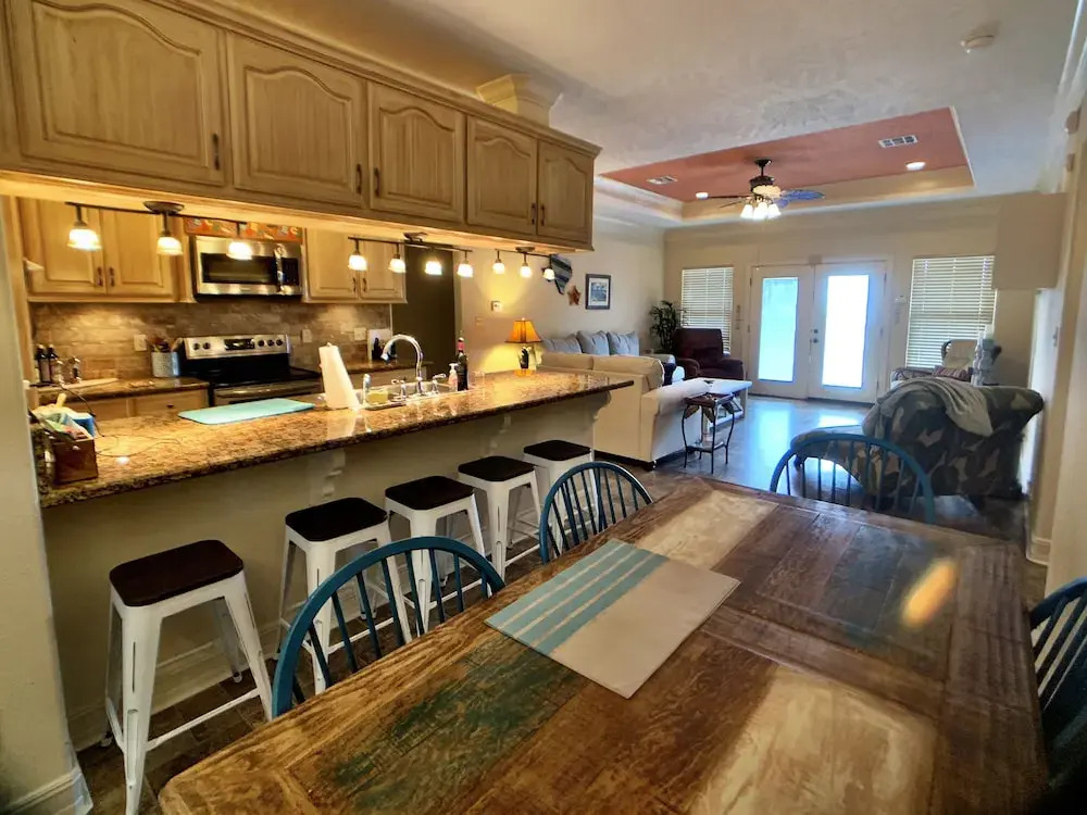 Seaside Merryment 4 Bedroom Home