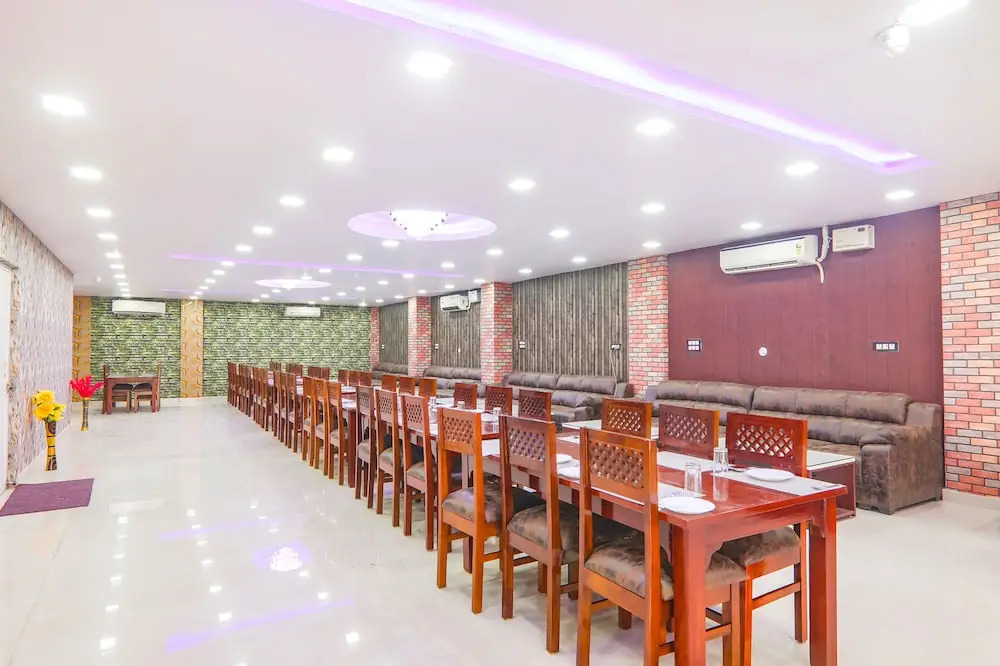 Hotel O Paras