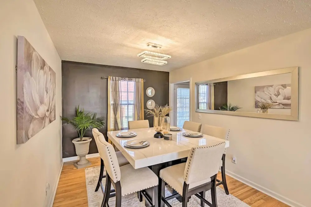 Charming Nashville Home ~ 6 Mi to Downtown