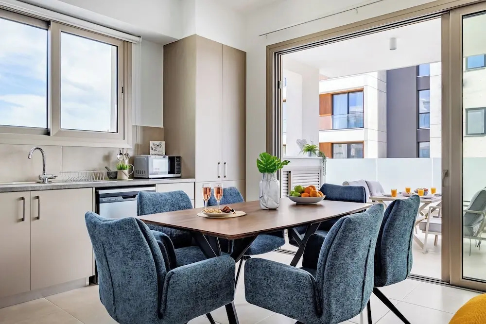 Mulberry Court Premium Apartments