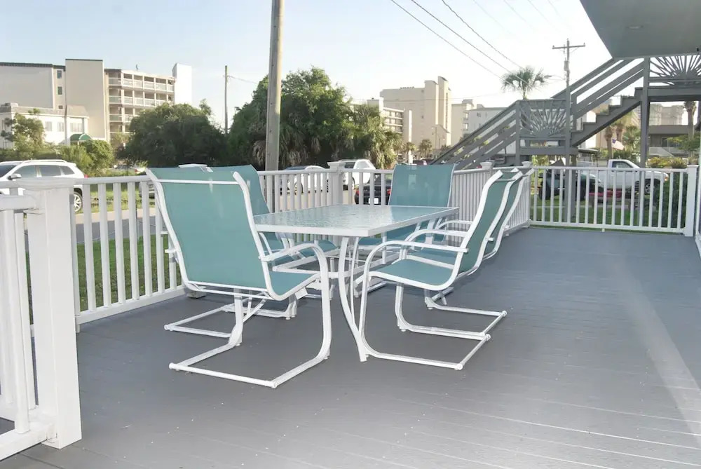 4510 Seaview Street NMB 3 Bedrooms 2 Bathrooms Home