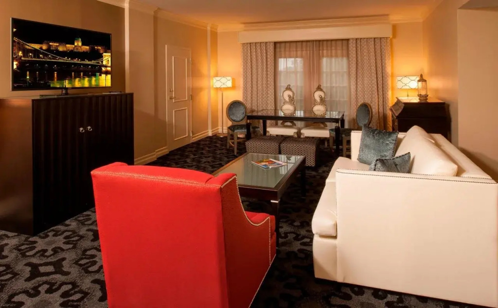 The Siena Hotel, Autograph Collection