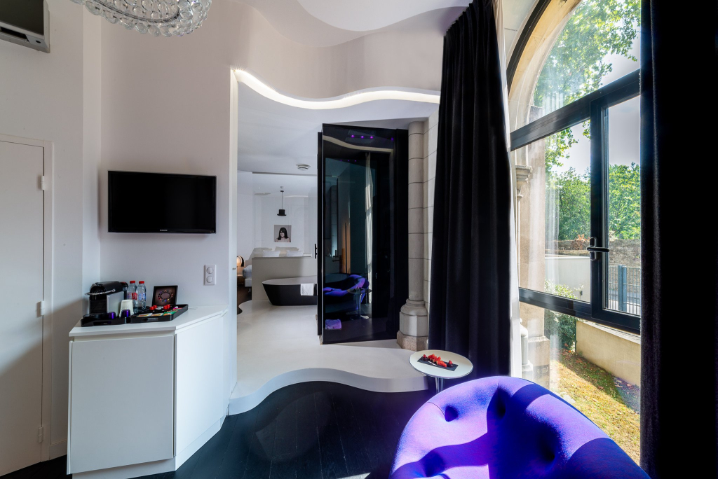SOZO Hotel