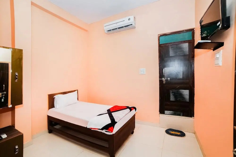 Hotel Kusha's by OYO Rooms