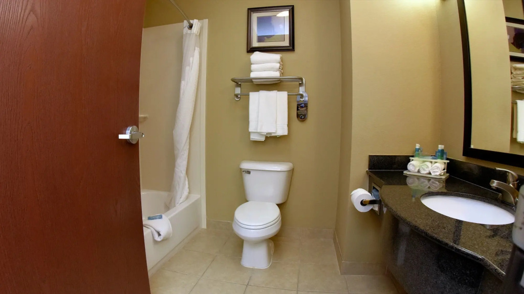 Holiday Inn Express Baton Rouge North by IHG