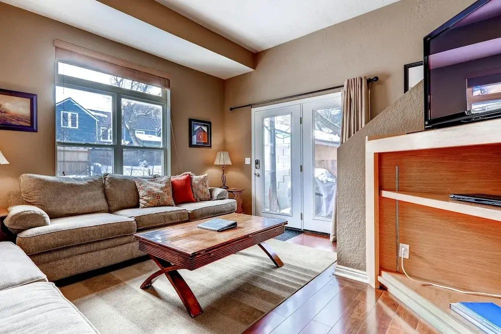 OLD TOWN RETREAT home