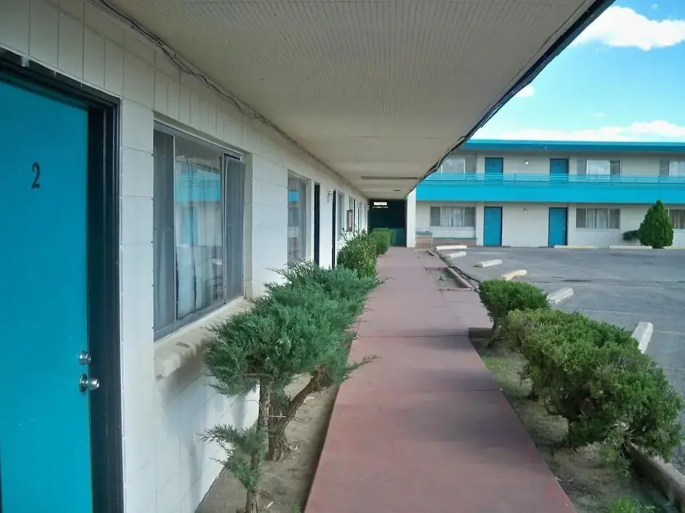 Desert Skies Motel