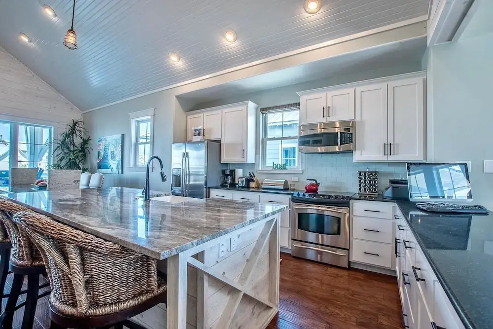 Cinnamon Shore- Happy Kat Cottage II 157 BE