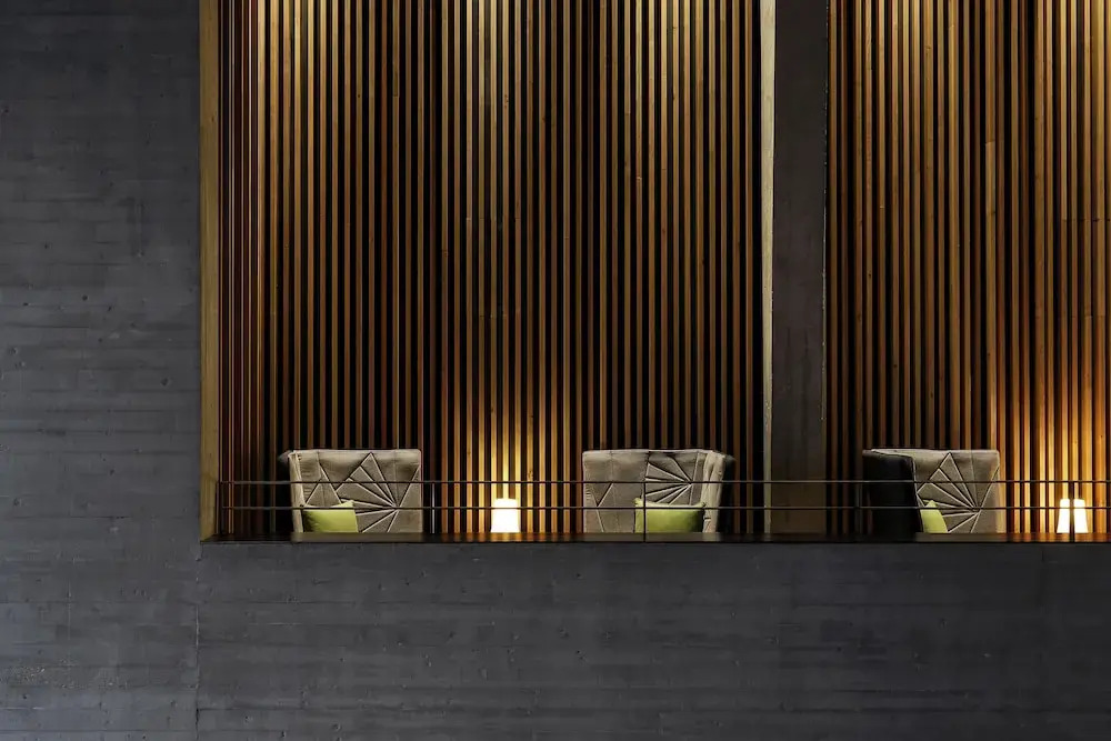 Chetzeron Mountain Hotel