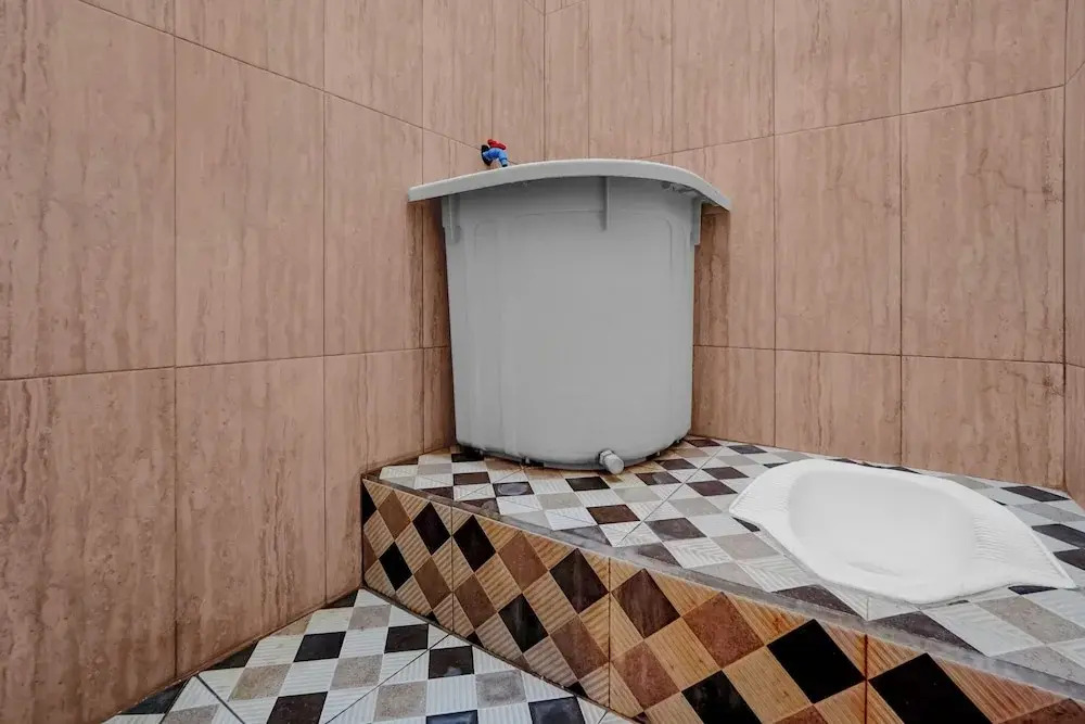 New Jasmine Guest House by Yurooms