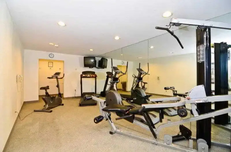 Best Western Golden Triangle Inn