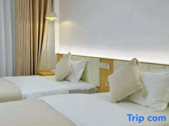 Gunai Homestay (Zhangjiajie Gaotie Xizhan)