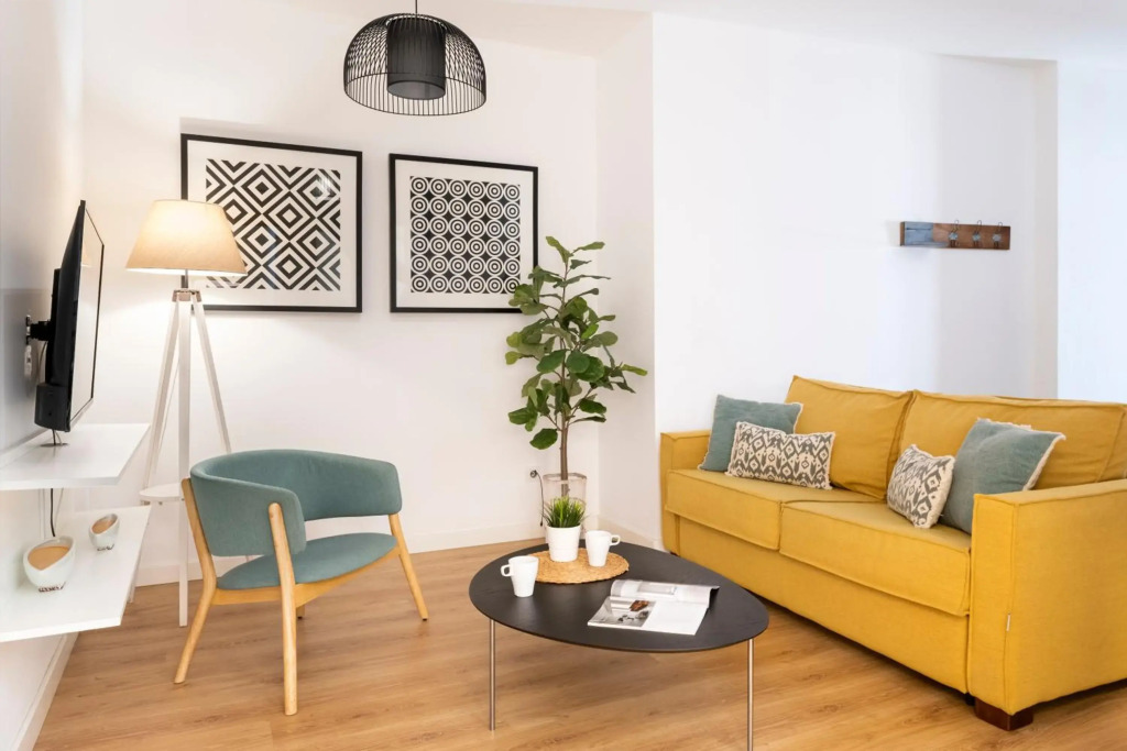 Lola 14 Suite Apartment