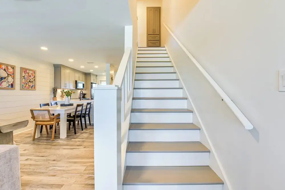 Steps to Sand: Condo w/ Pool in Panama City Beach