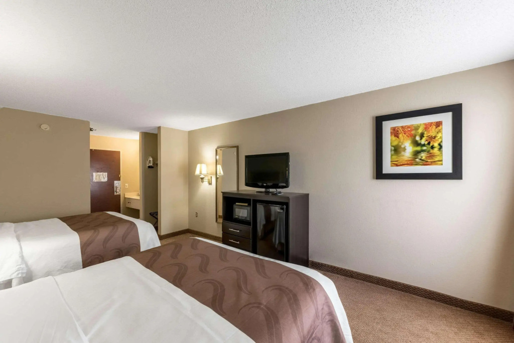 Quality Inn & Suites Clemmons I-40