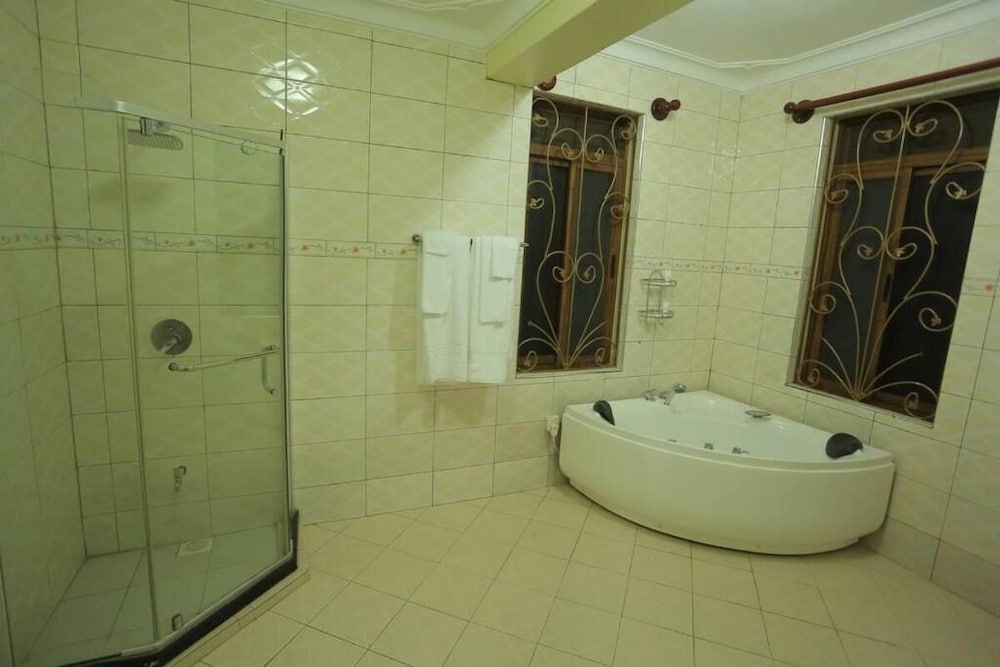 Precious villas hotel