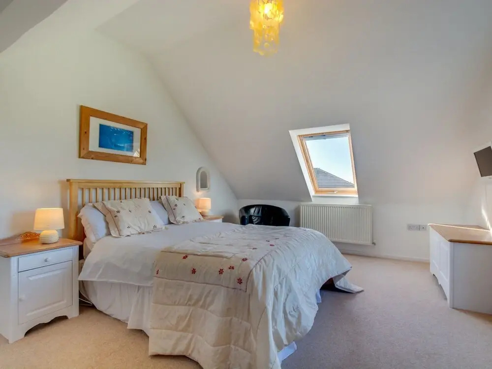 Detached Holiday Home With a Colourful Garden, Stove and Cosy Furnishings