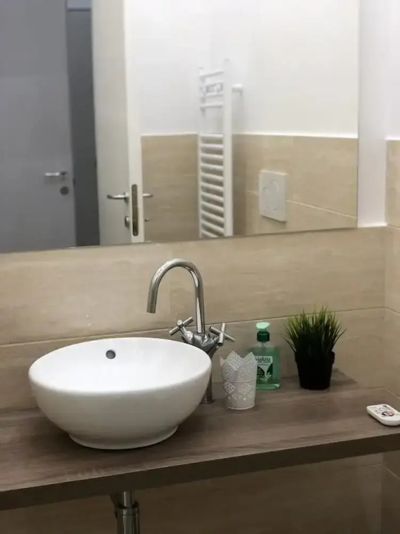 White King Rooms