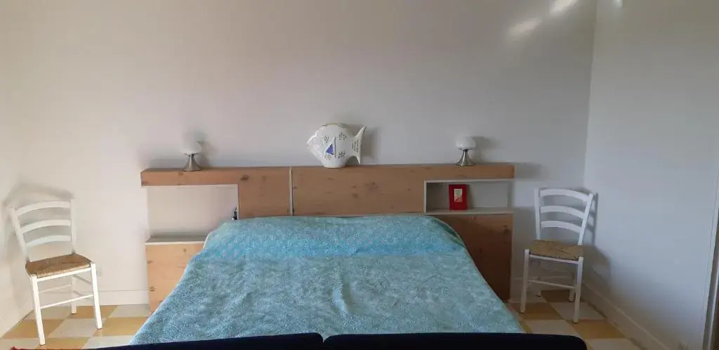 Neptune 5, top floor, sea view