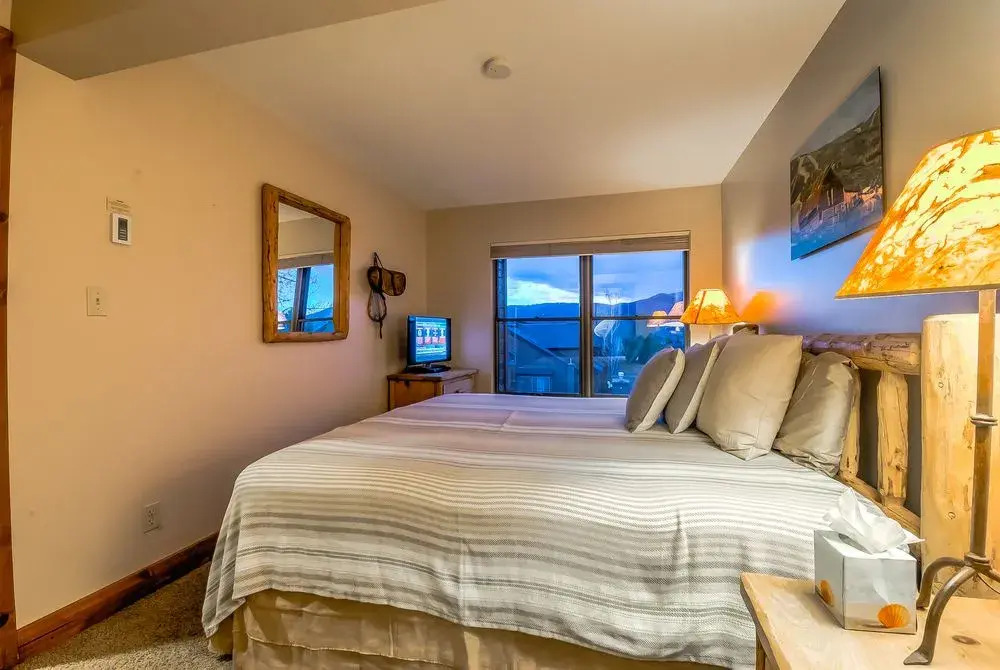 Invitingly Furnished3 Bedroom Timber Run 112 In Steamboat Springs