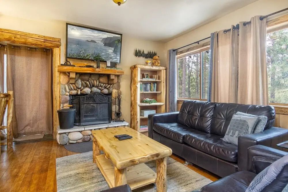 Living Log Cabin-1494 by Big Bear Vacations