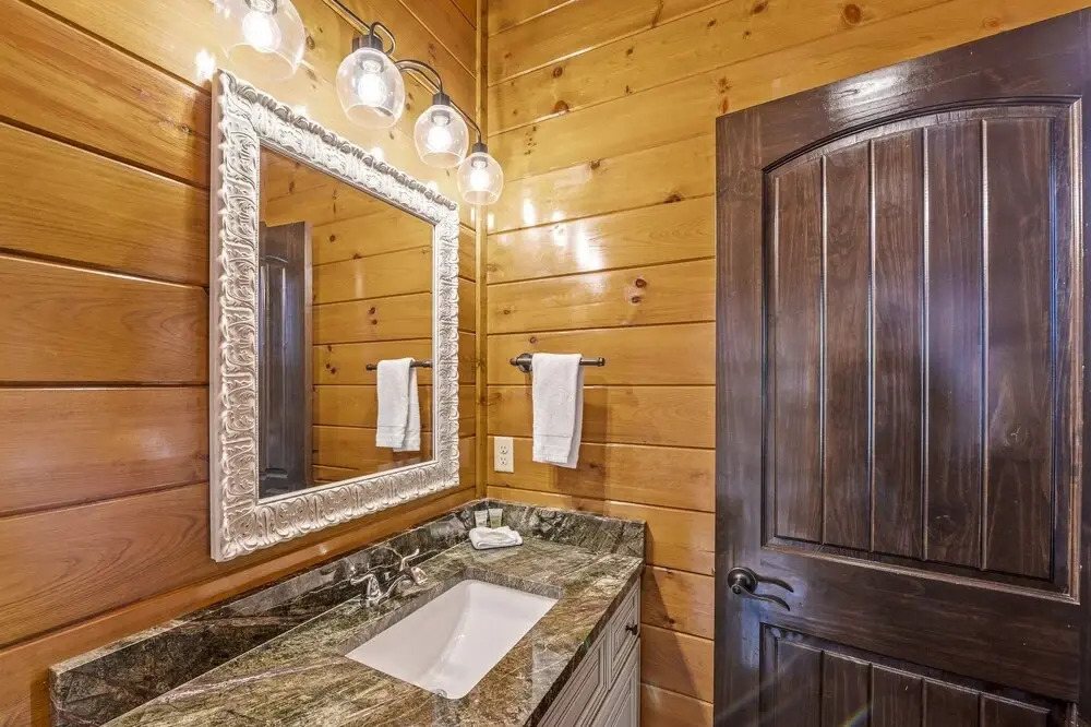The Majestic Pine Retreat 13 Bedroom Home by Redawning