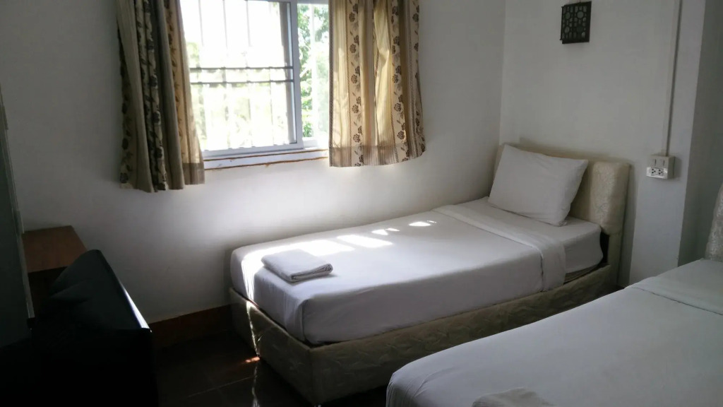 Mixok Inn
