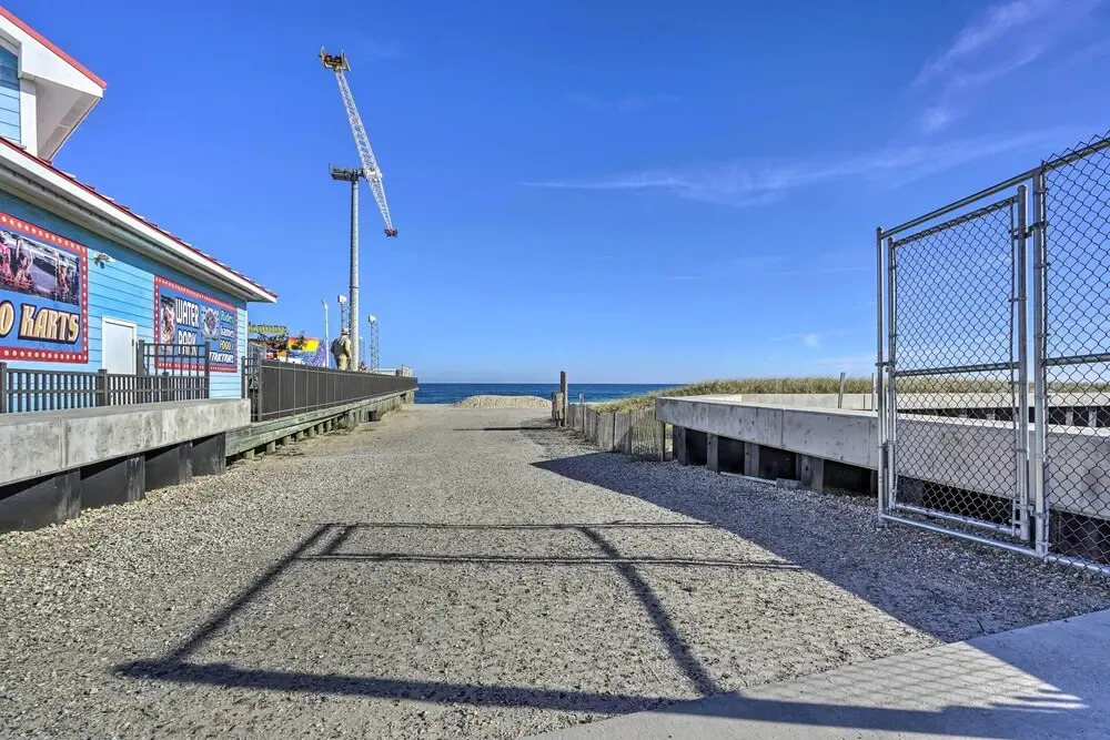 Jersey Apt - 1/2 Mi to Seaside Heights Beach
