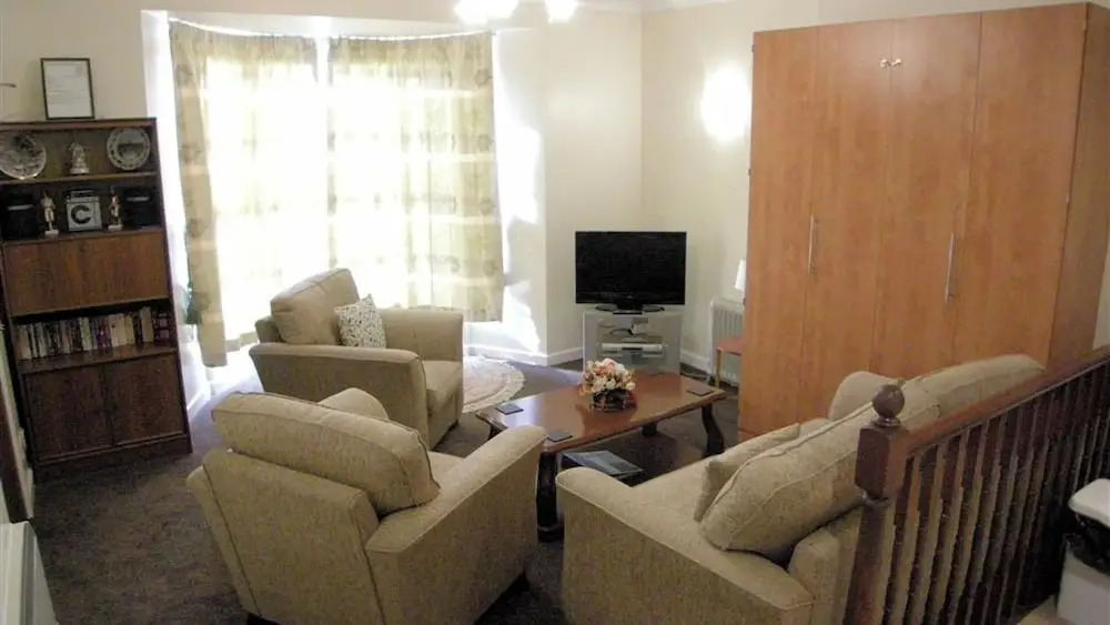 Harbour House 2