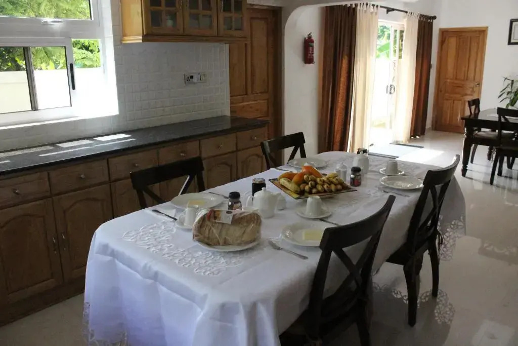 Julies Holiday Home