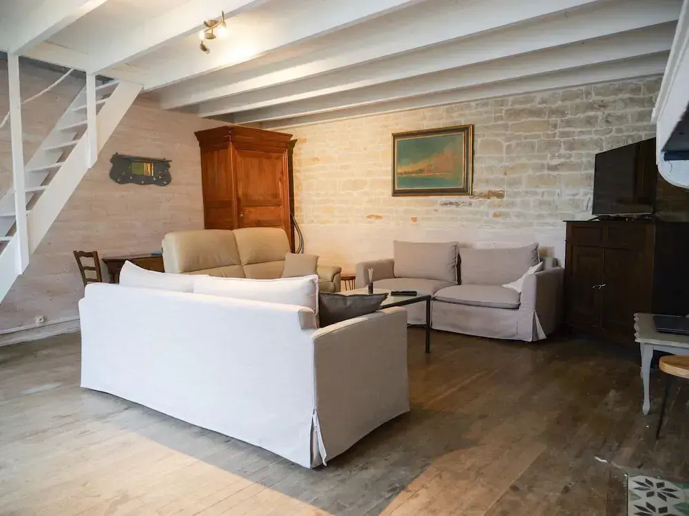 Holiday Home in Loubigne With Pool & Terrace