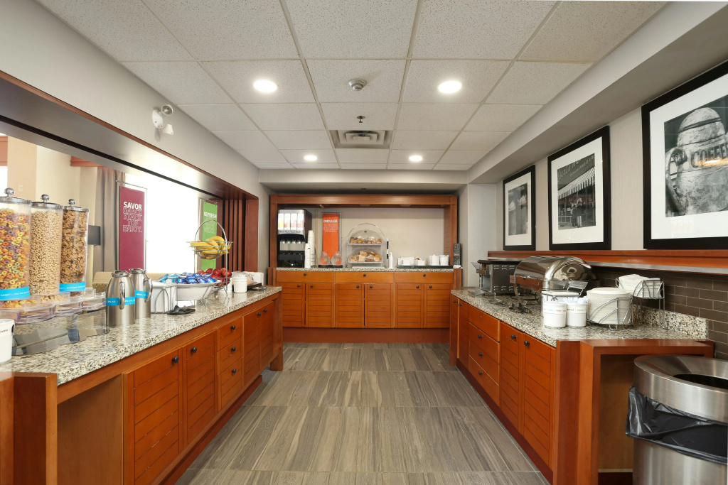 Hampton Inn & Suites by Hilton Barrie