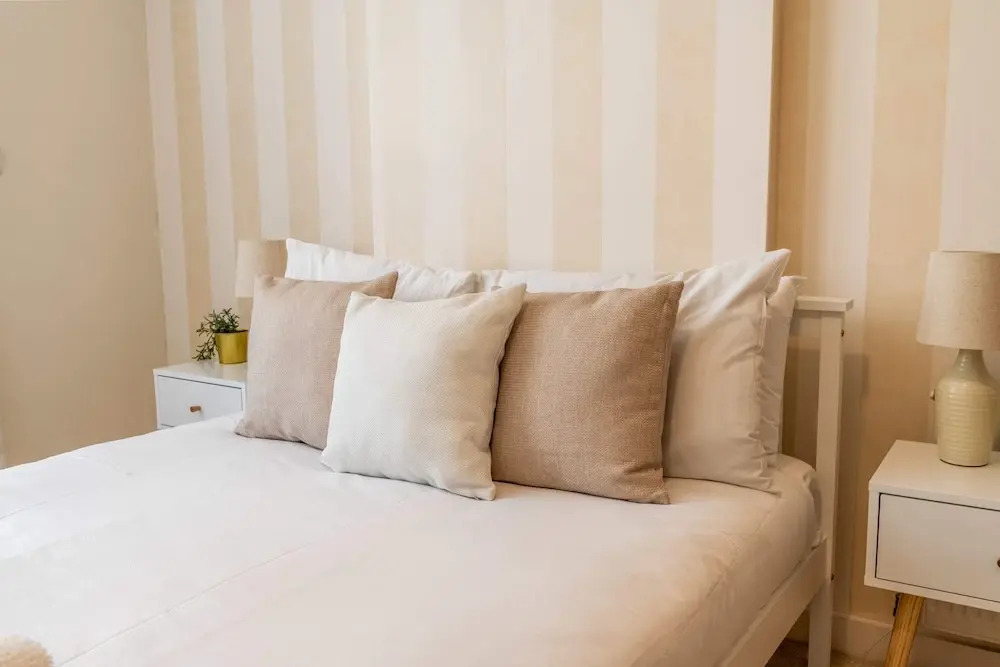 Modern Comfort: Stratford 3BR Duplex